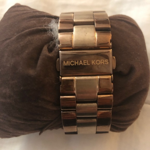 Watch - Picture 2 of 2